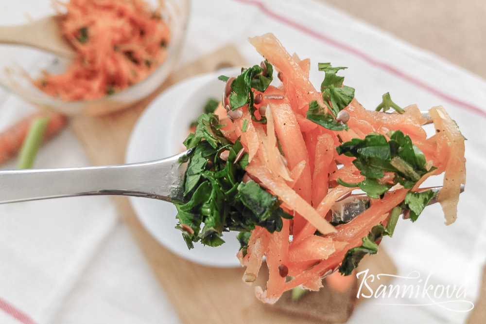 Морковный салат готов
